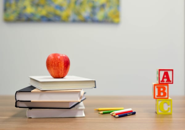 apple-on-books